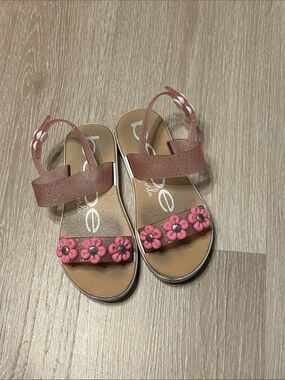 Bebe Little Girls Pink Floral Strap Sandals Sz XL 11/12